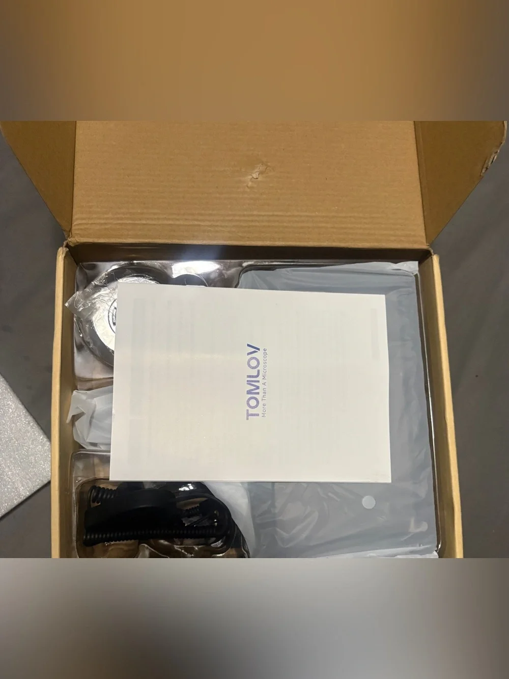 TOMLOV digital microscope